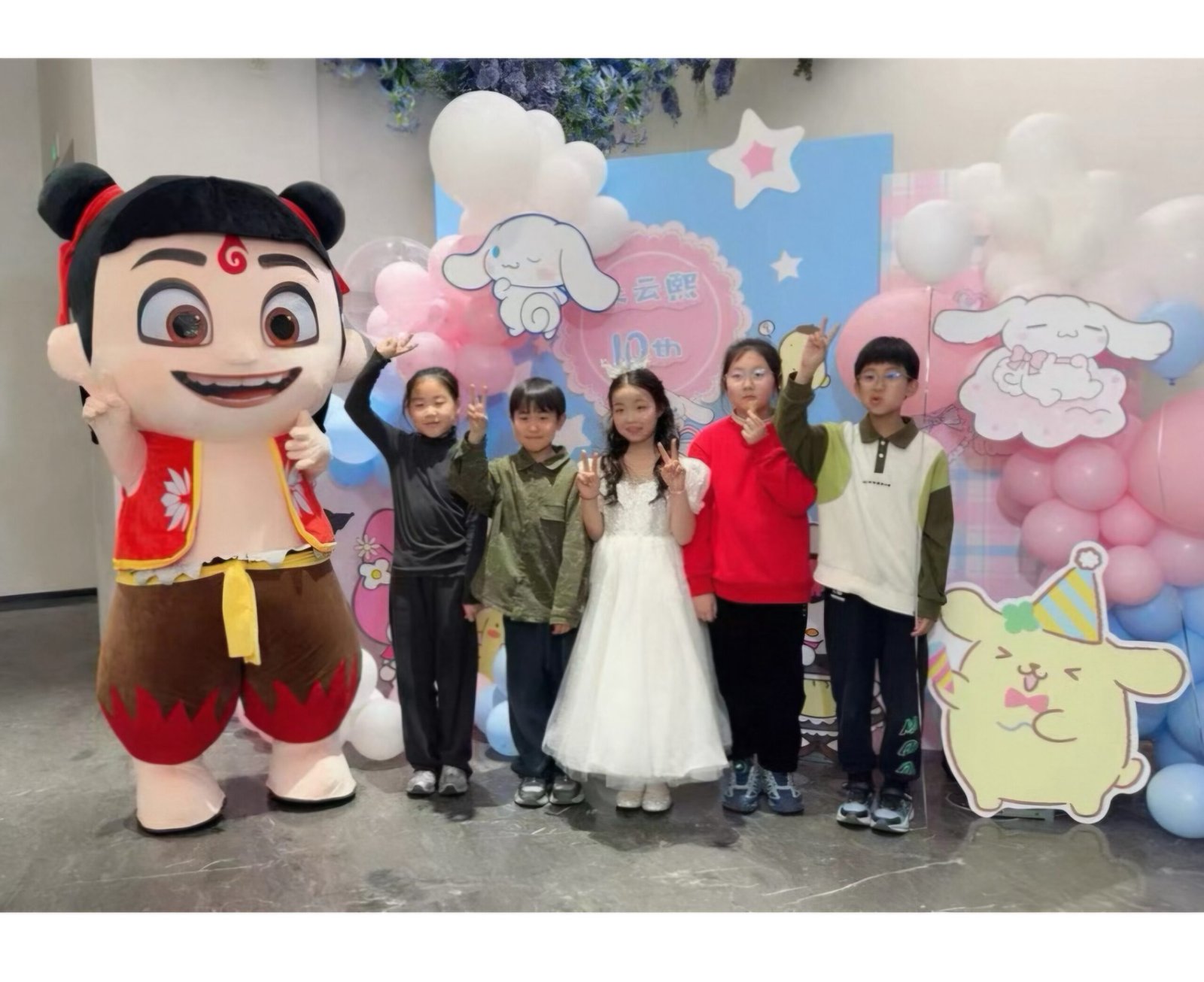 Mascot Hơi Na Tra - 4