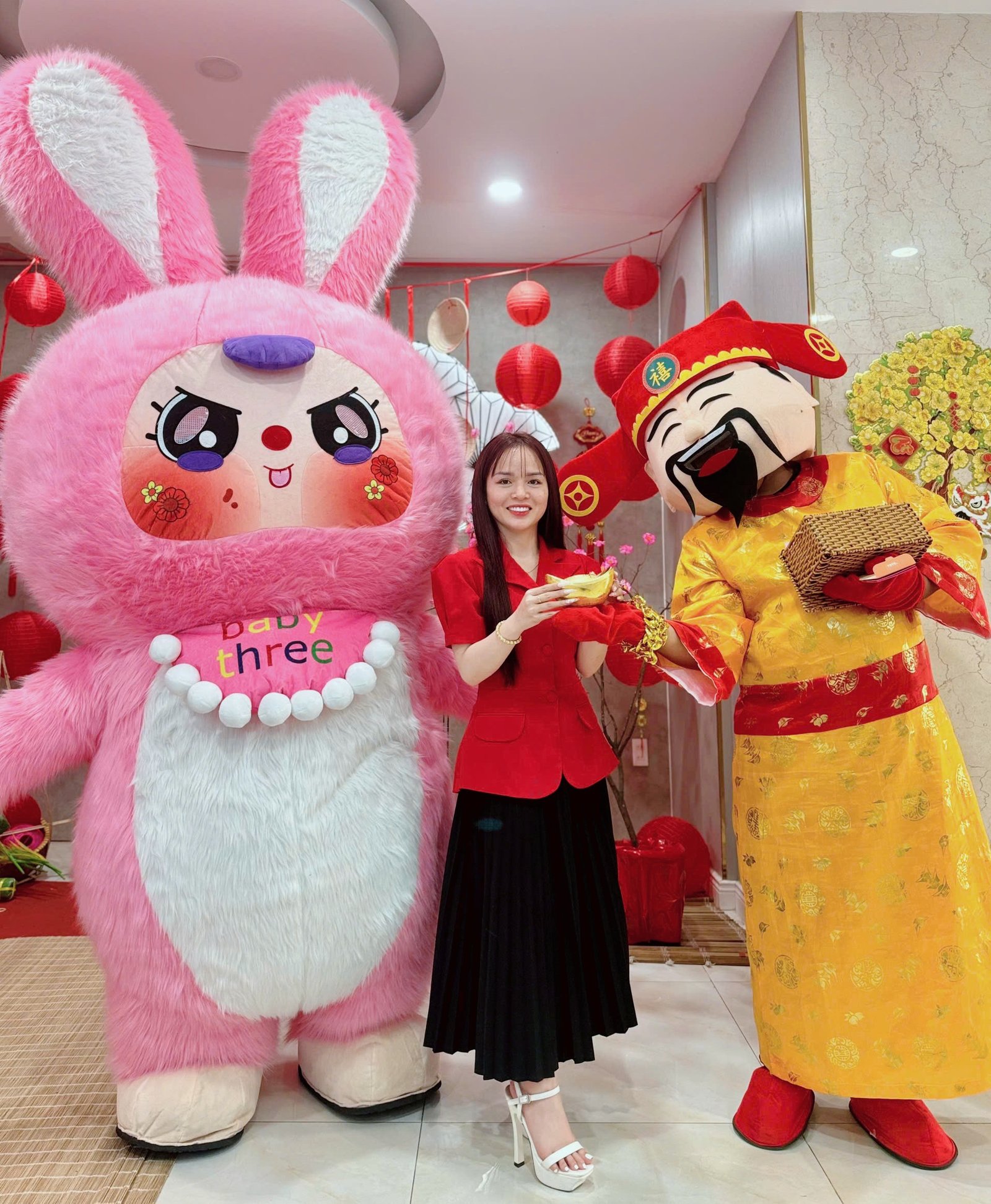 Mascot Hơi Baby Three - 4